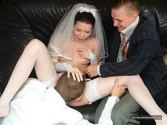 Любовник трахает невесту перед свадьбой и другие фото голых невест за неско